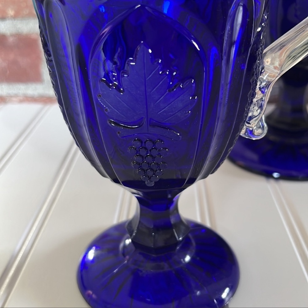 Vintage Metropolitan Museum of Art (MMA) Sugar and Creamer Bowl Grape Cluster - Picture 4 of 11